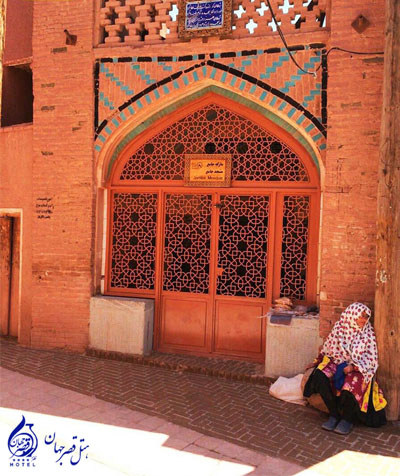 مسجد پرزله ابیانه نطنز - هتل قصرجهان